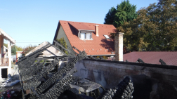A tetőszerkezet teljesen megsemmisült
