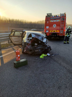 A monori tűzoltók végzeték a műszaki mentési feladatokat