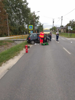 Monori hivatásos tűzoltók áramtalanították a járműveket