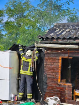 A tüzet a biatorbágyi és a törökbálinti tűzoltók oltották el