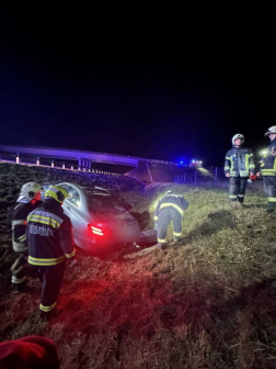 A monori tűzoltók végzeték a műszaki mentési feladatokat