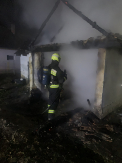 A tűzoltók átszellőztették az ingatlant