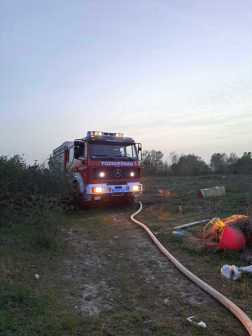 A tűzoltók átvizsgálták a leégett területet