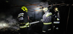 A tüzet a monori tűzoltók oltották el