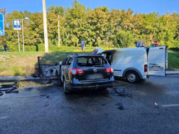 Ütközést követően kigyulladt egy gépkocsi Törökbálinton