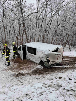 A dabasi tűzoltók végezték a műszaki mentési feladatokat.