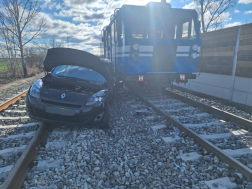 Vonatbaleset Kiskunlacháza közelében