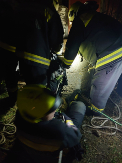 Tizenöt méter mély kútba esett a kutya