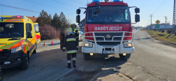 A tűzoltók átvizsgálták a járműveket