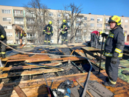 Javítás alatti vendéglő égett Gödöllőn