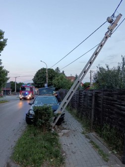 A tűzoltók átvizsgálták a járműveket