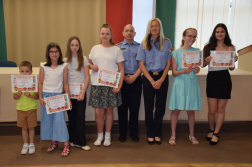  	Ötszázhetvenöt pályamű érkezett idén hozzánk