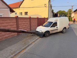 A nagykőrösi tűzoltók végezték a műszaki mentési feladatokat