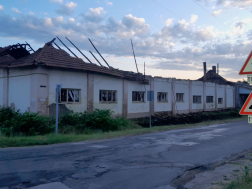 Ipari épület égett Albertirsán