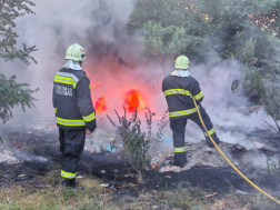 A tűzoltók megakadályozták a lángok továbbterjedését
