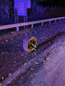 A kisteherautónak leszakadt a kereke