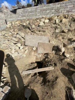 A tűzoltók kiszabadították a romok alatt lévő embert