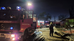 A tüzet a szentendrei. a leányfalui és a szigetmonostori tűzoltók oltották el