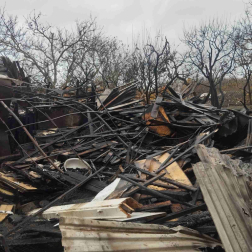 A tűz további épületeket veszélyeztetett
