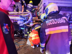 A dabasi tűzoltók végezték a műszaki mentési feladatokat.