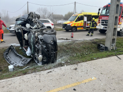 A ceglédi hivatásos tűzoltók végezték a műszaki mentési feladatokat