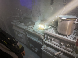 Tűz keletkezett egy étterem konyhájában Vácon