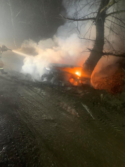 Árokban volt az autó