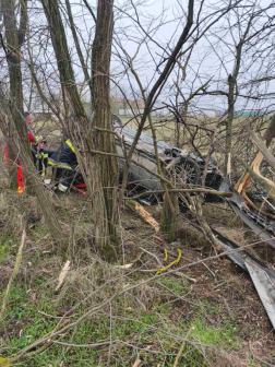 A dabasi tűzoltók végezték a műszaki mentési feladatokat.