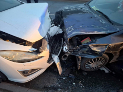 A tűzoltók átvizsgálták a járműveket