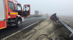 Kamion és egy személygépkocsi ütközött össze az M4-es autóúton