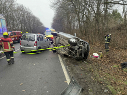 A tűzoltók megszüntették a forgalmi akadályt