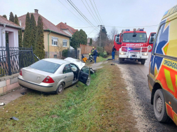 A gödöllői hivatásos tűzoltók végezték a műszaki mentési feladatokat