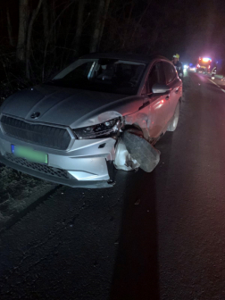 Két személygépkocsi ütközött össze