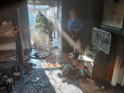 A tűzoltók átszellőztették az épületet