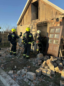 A tűz a főépületet is veszélyeztette