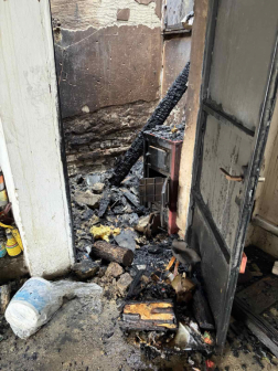 A tűzoltók átvizsgálták az épületet