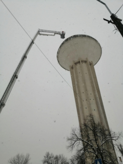 Jégcsap eltávolításához kérték a tűzoltók segítségét