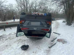 Négy személygépkocsi ütközött össze 