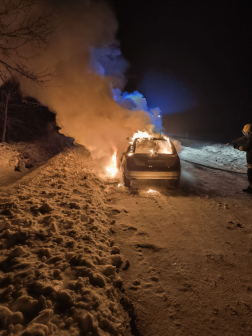 Menet közben kapott lángra az autó