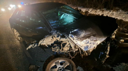 Vaddal ütközött egy személygépkocsi