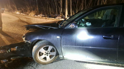 Az ütközést követően a gépkocsi áttért az út másik oldalára