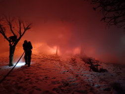 A tűz a főépületet is veszélyeztette