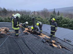 Tető égett Isaszegen