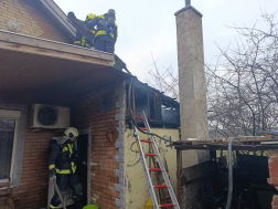 Családi ház mellé épített kazánház égett 
