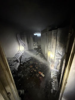 Az épület füsttel telítődött