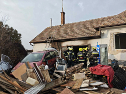 Melléképület égett Bagon