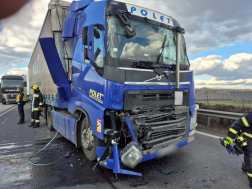 A dabasi tűzoltók végezték a műszaki mentési feladatokat.