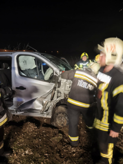 A két autóban összesen négy ember utazott