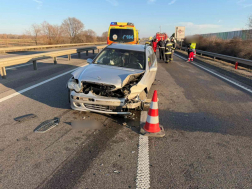 A tűzoltók átvizsgálták a járműveket