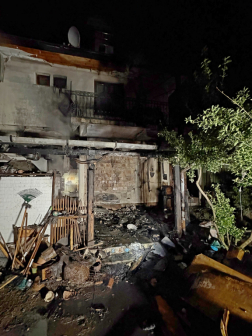  	Terasz égett Halásztelken